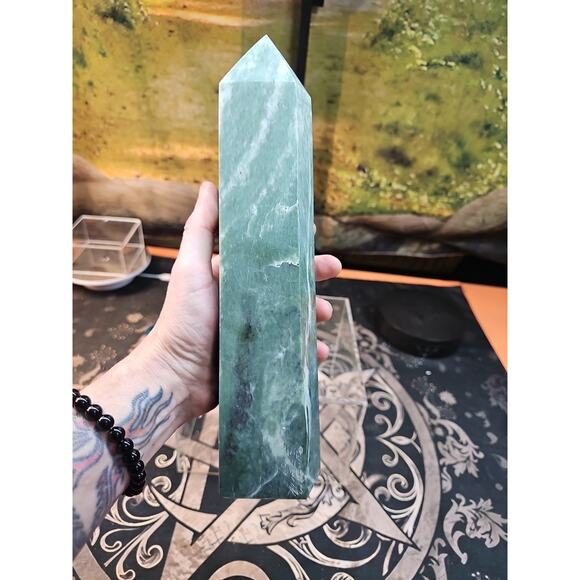 5.04lbs 11.5in Tall Green Jasper Crystal Point Tower Healing - Picture 6 of 9